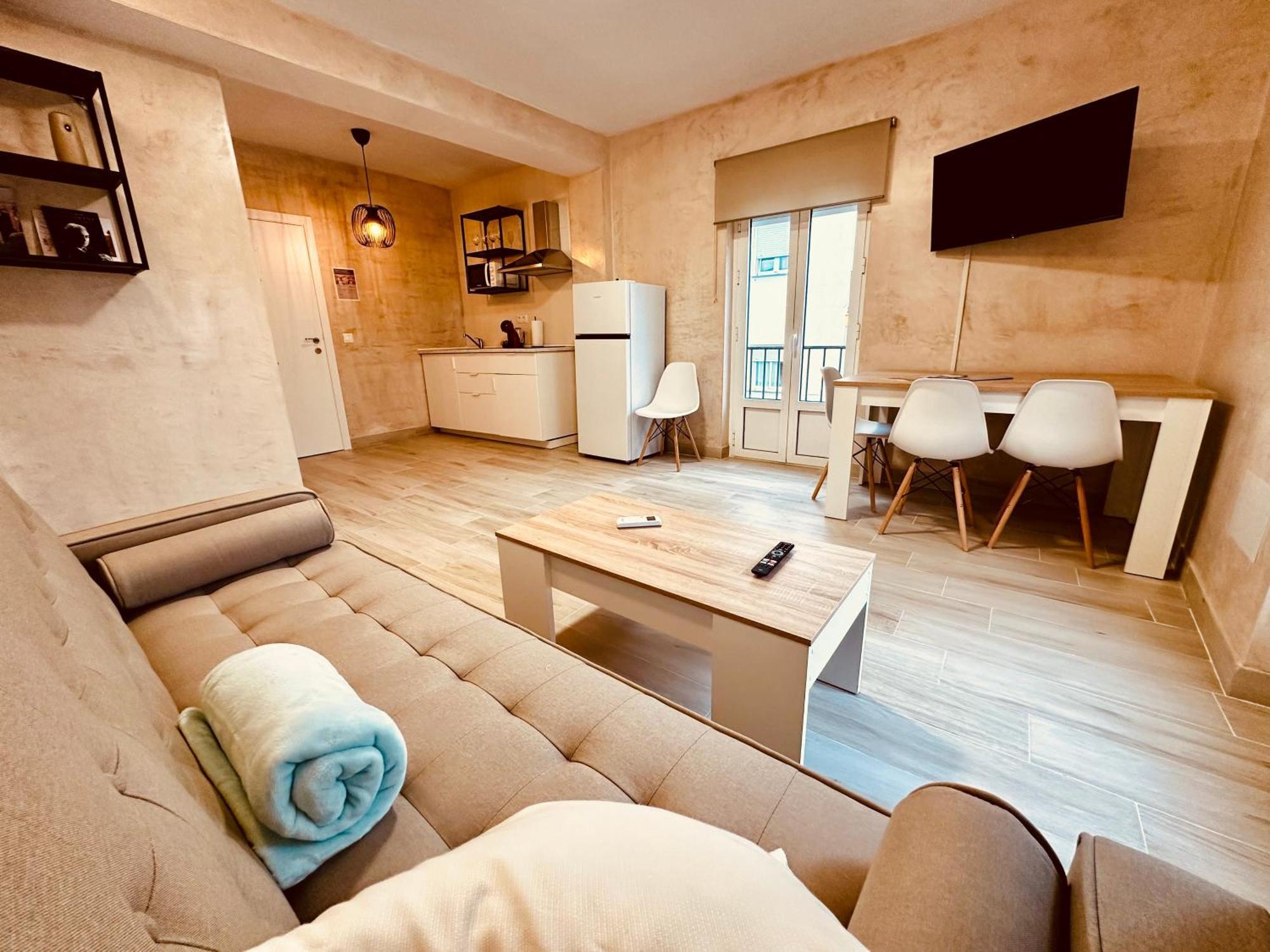 Cherry Jacuzzi Apartment รอนดา ภายนอก รูปภาพ